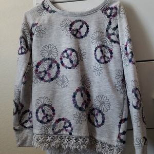 Peace sign top